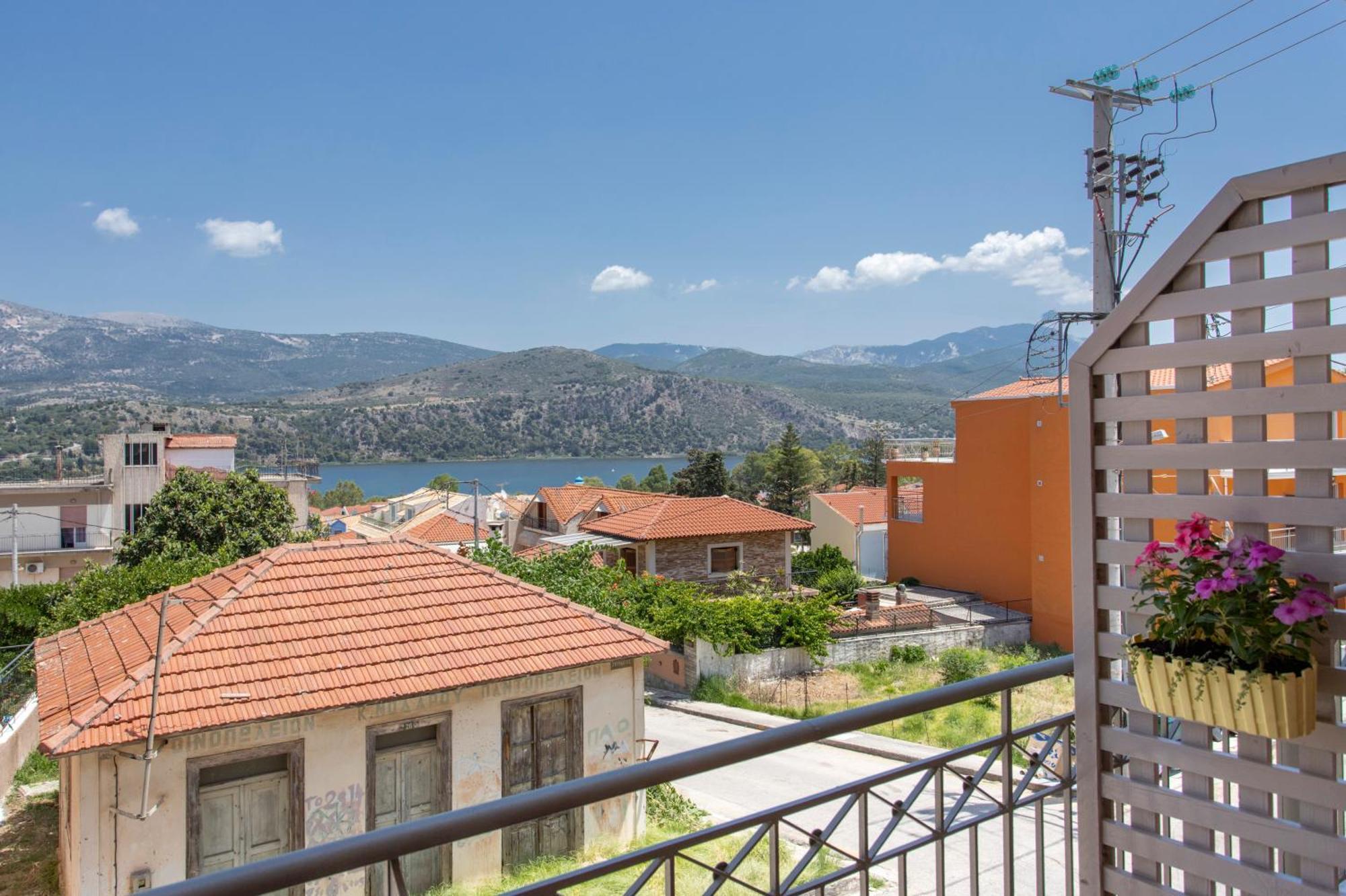 Dina Apartments Argostoli Exterior photo