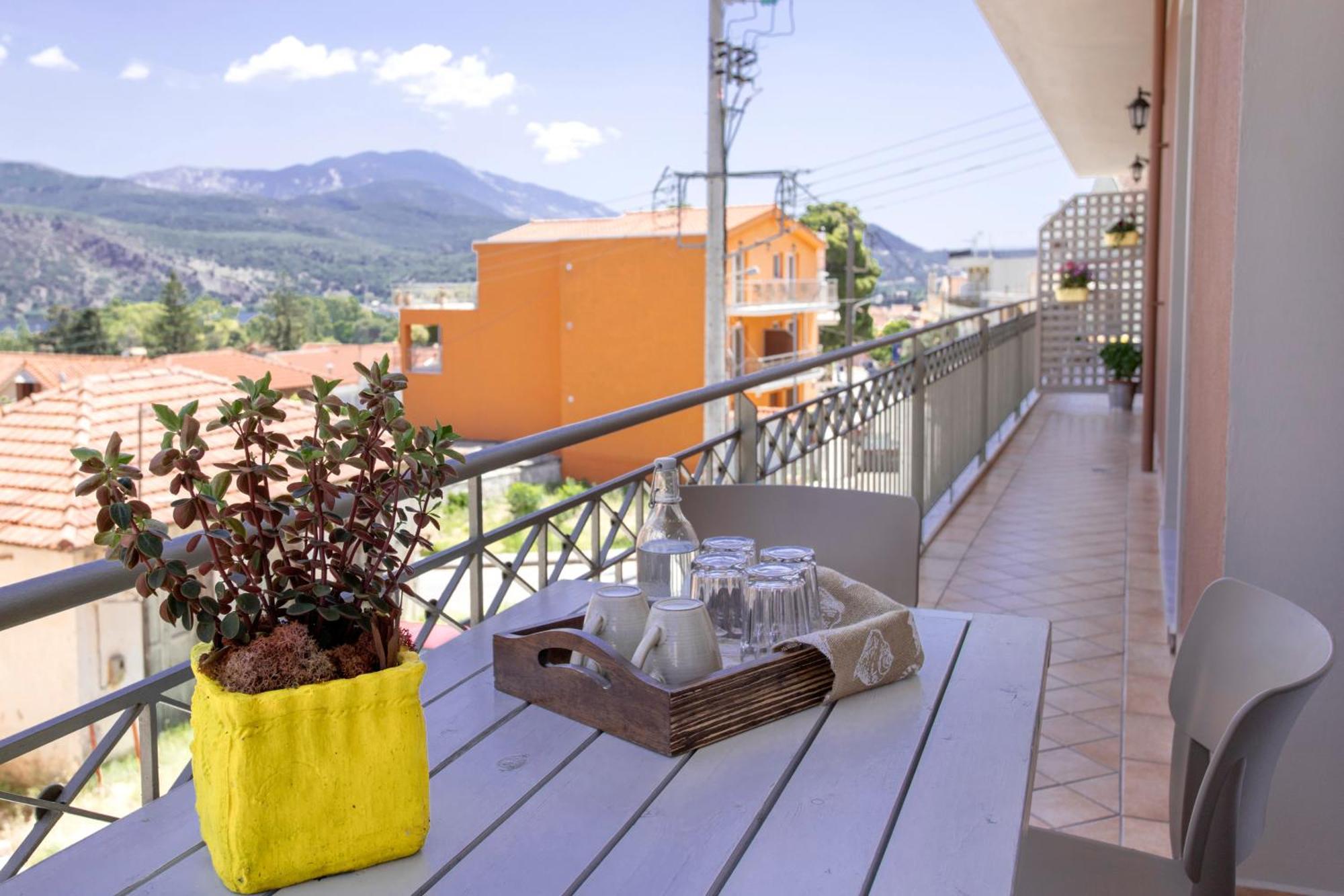 Dina Apartments Argostoli Exterior photo